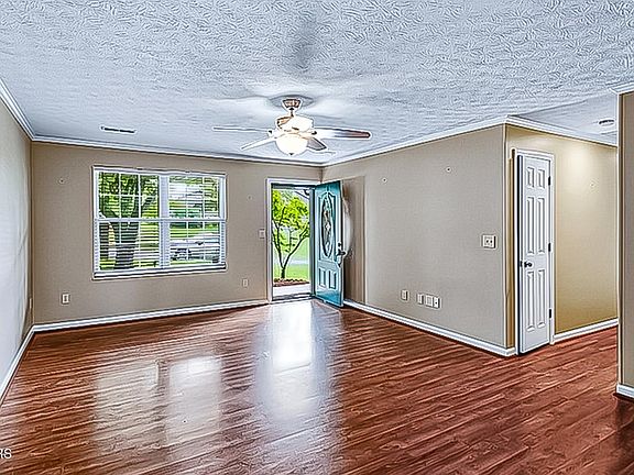 3rd image of 2130 Tuscany Gardens Dr