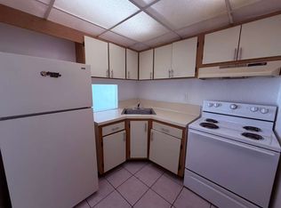 4550 NW 9th St APT 911E, Miami, FL 33126
