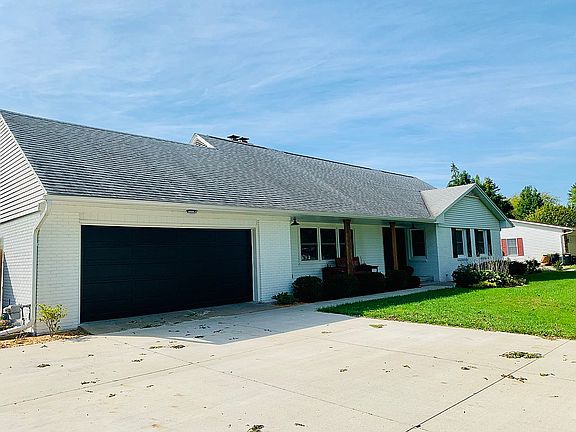 2nd image of 1483 Lesperance Ct