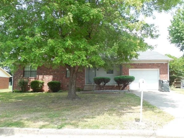 1113 Paula Dr, Newbern, TN 38059