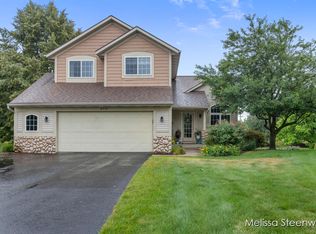 8771 Sunburst Ln, Zeeland, MI 49464