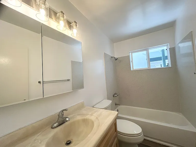1624 Milvia Street — Photo 11