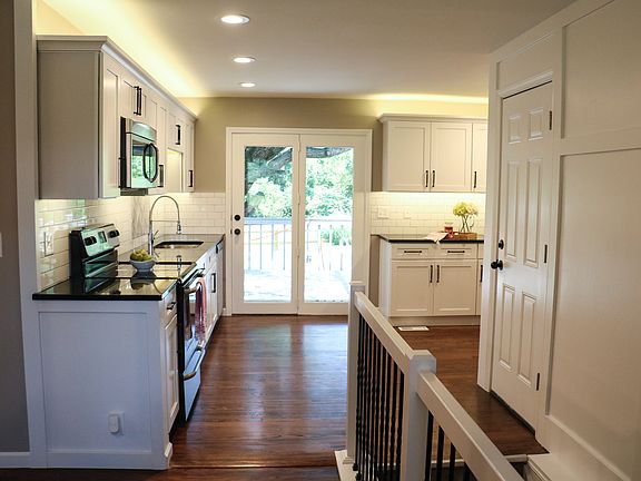 Spacious Kitchen