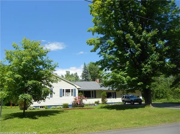 126 Lincoln St, Dover Foxcroft, ME 04426