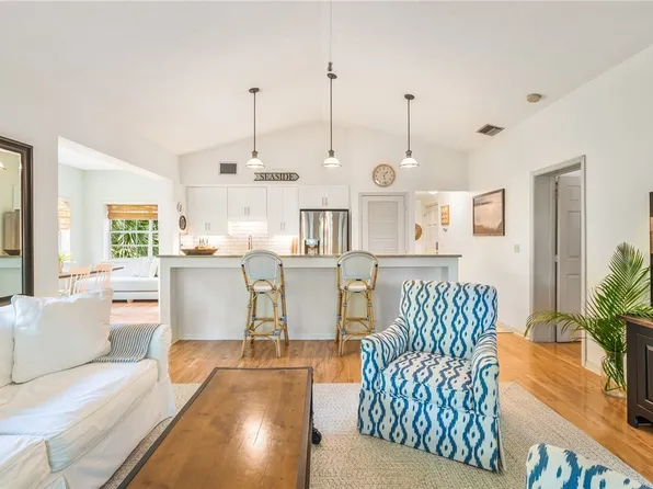 1155 Winding Oaks Cir E APT 104, Vero Beach, FL 32963