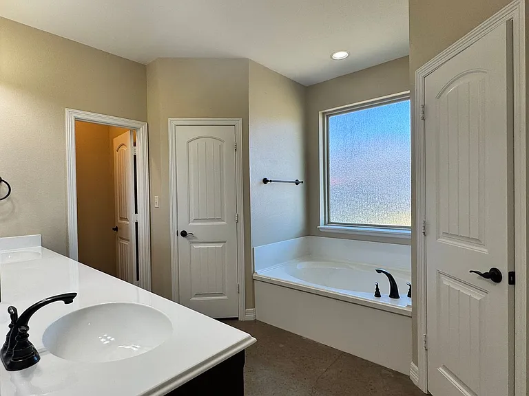 7357 Flat Rock Ln — Photo 25