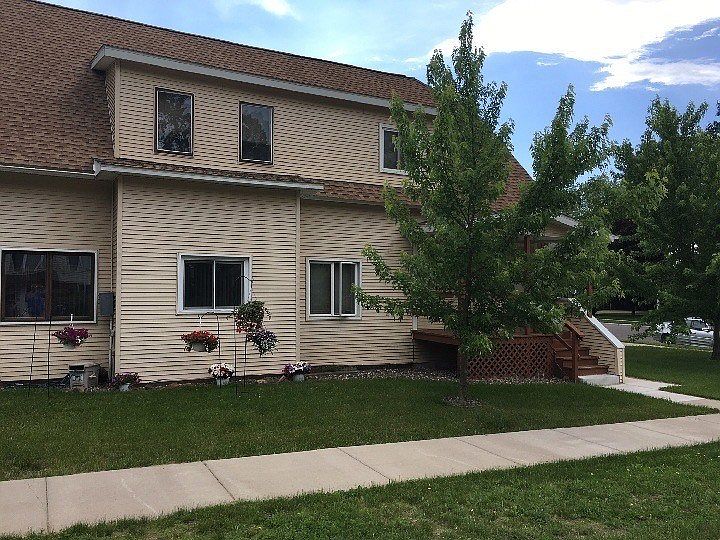 1st image of 422 Walnut Street #1-4