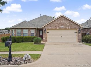 13504 S Nyssa St, Glenpool, OK 74033