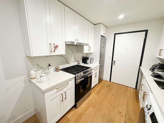 3rd image of 25-18 32nd St #3B