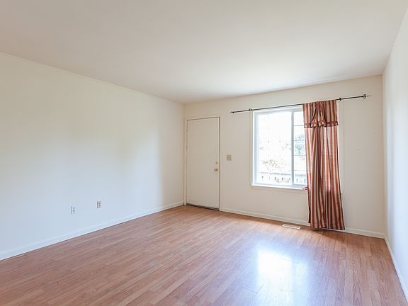 5th image of 1539 Macarthur Blvd