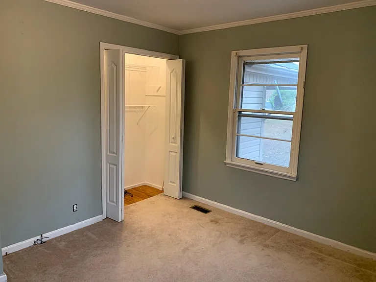 252 Paris Pike — Photo 8
