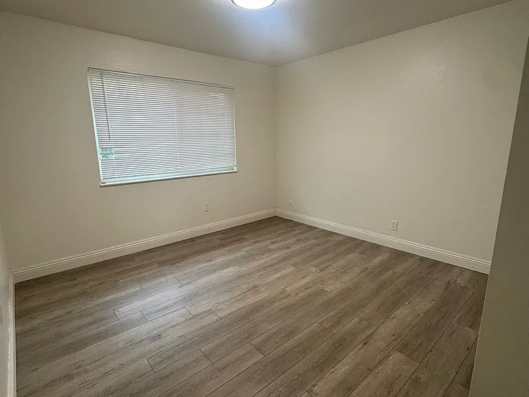 25538 Del Mar Ave #13 — Photo 30
