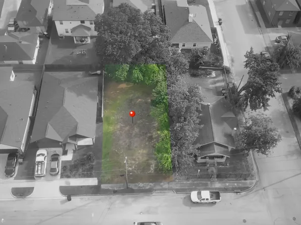 3706 McIlhenny St, Houston, TX 77004