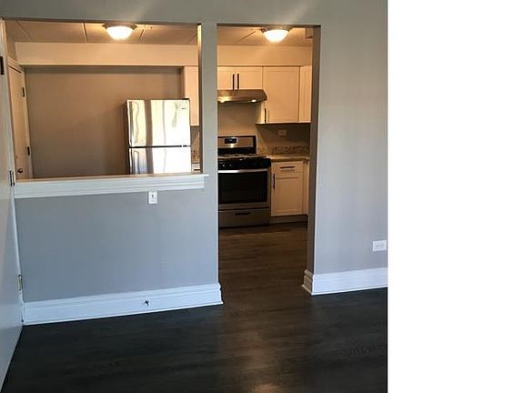 4th image of 14144 S School St #12