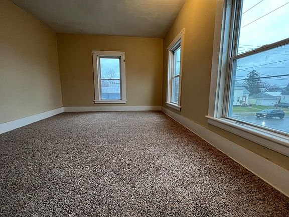 5th image of 801 Morris St