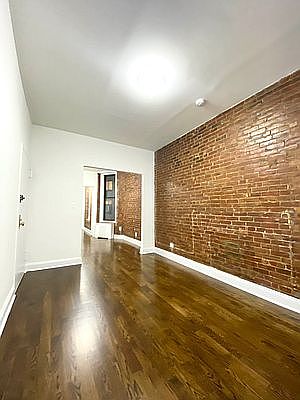 1st image of 214 E 89th St #1X