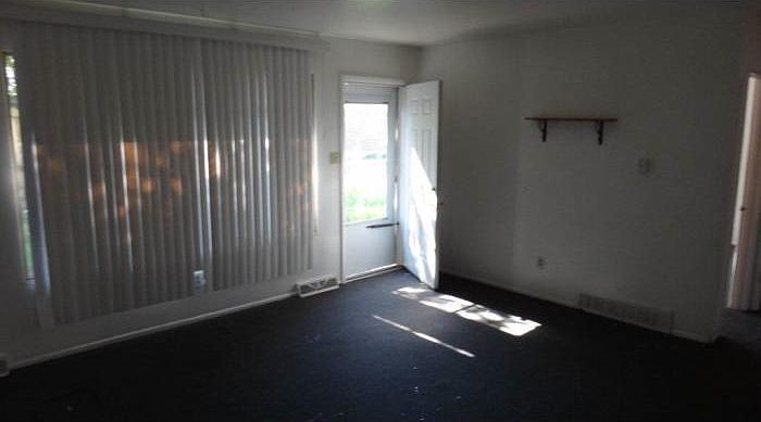 2nd image of 15164 E 8th Ave