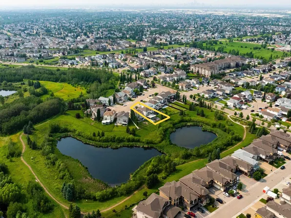 715 Wildwood Point E, Edmonton, AB T6T 0B2