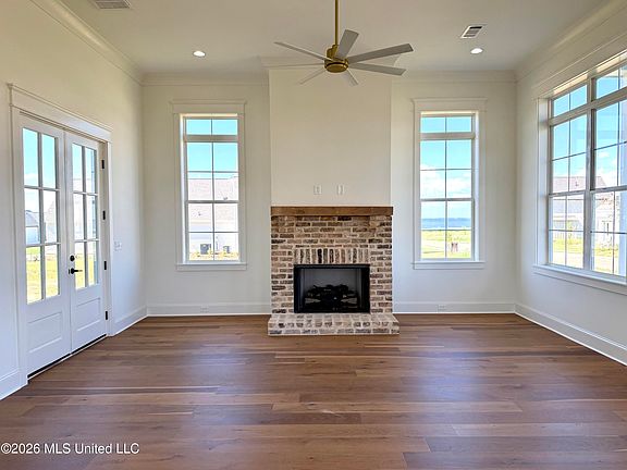 4th image of 913 Bald Eagle Dr