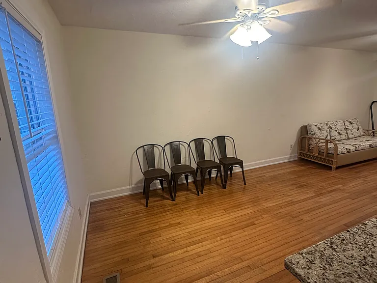 1006 N Duval St — Photo 3