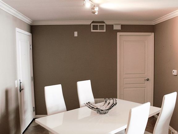 5th image of 7320 Hawthorn Ave APT 110