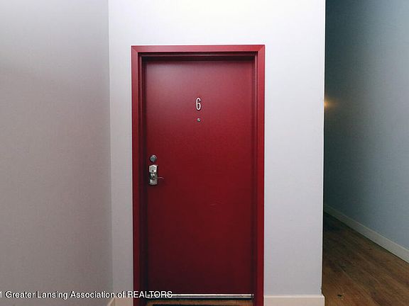 3rd image of 222 S Washington Sq #6