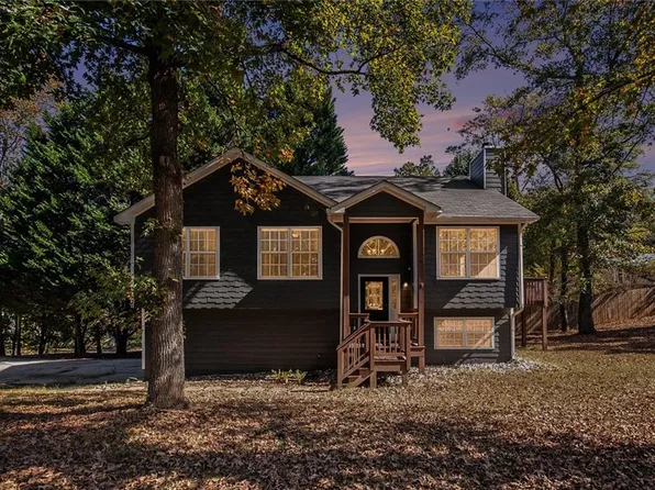 3235 Southshore Ct, Cumming, GA 30041