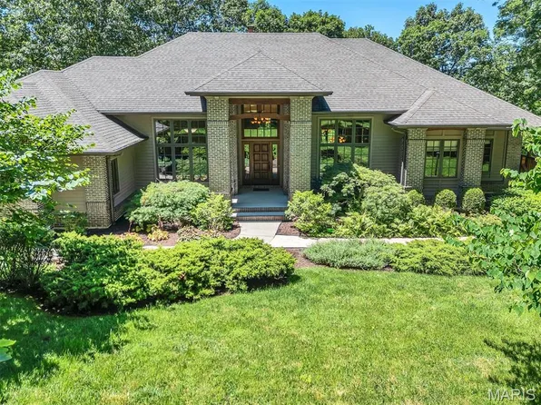 108 Bluffs Pl, Eureka, MO 63025