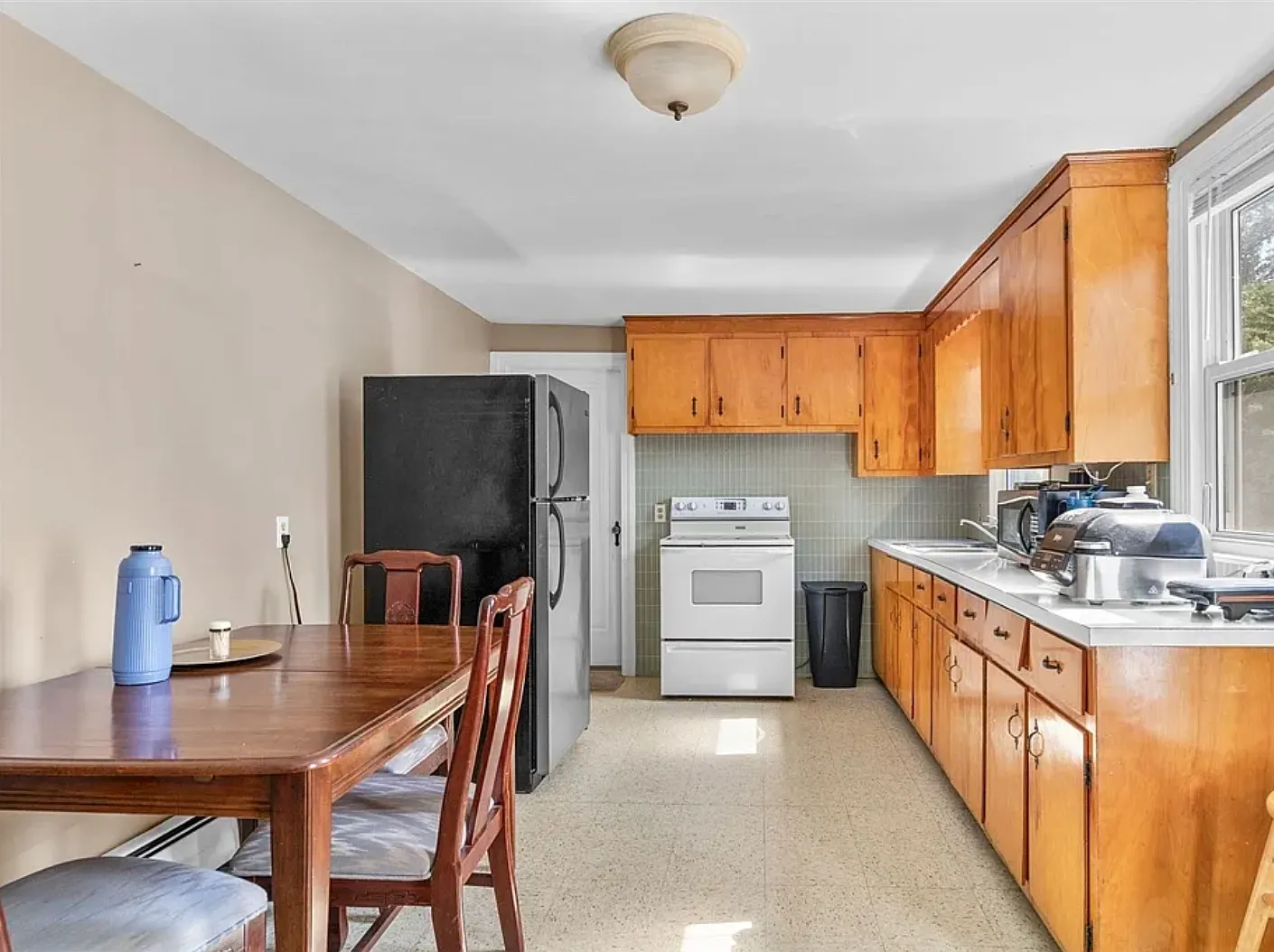 Studio, 500 sqft, $1,800 — Photo 3