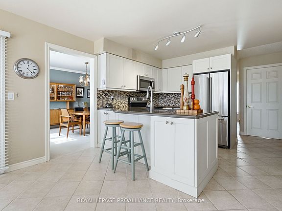 4th image of 125 Tracey Park Dr