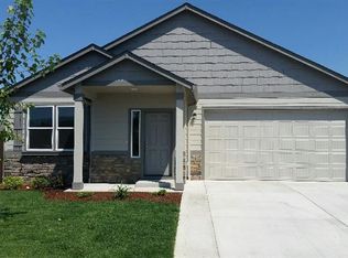 1432 Flower St, Medford, OR