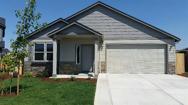 1432 Flower St photo 1