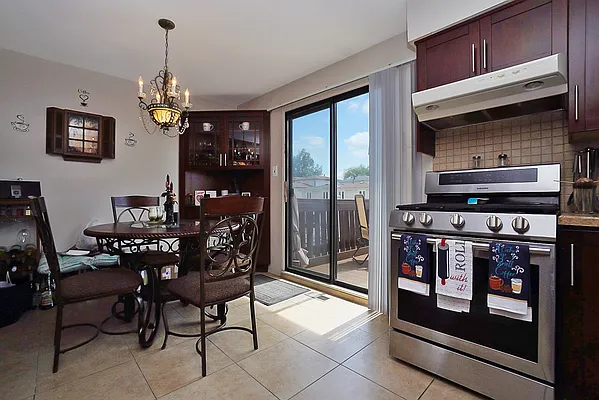 Sold by United National Realty Group | media 13