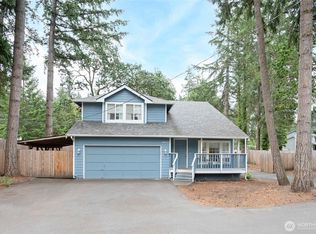 10023 Angle Lane SW, Lakewood, WA 98498