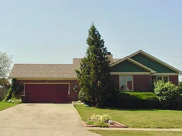 500 Orchard Dr — Photo 1