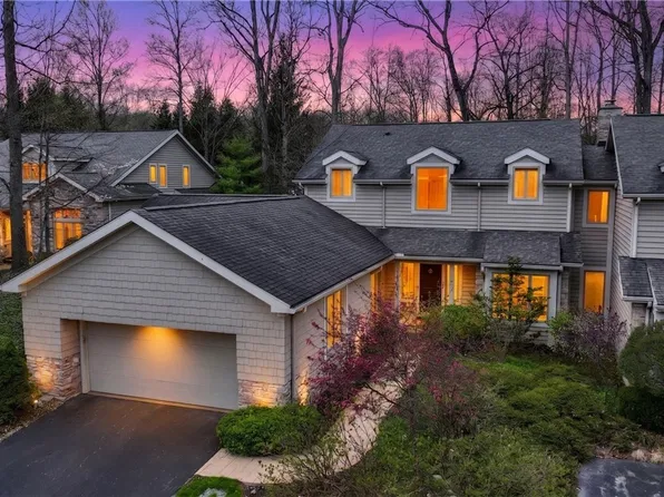 3382 E Glencoe Rd, Richfield, OH 44286