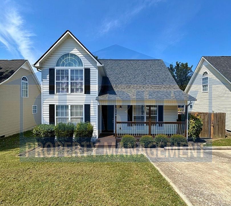 1st image of 3146 Holly Brook Cir NE