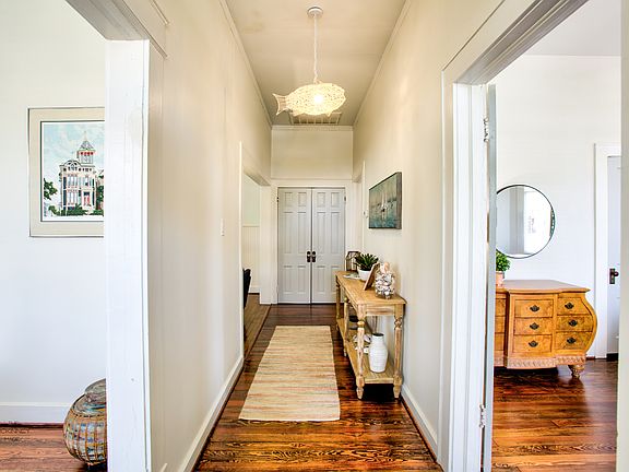 3rd image of 3011 Avenue P 1/2