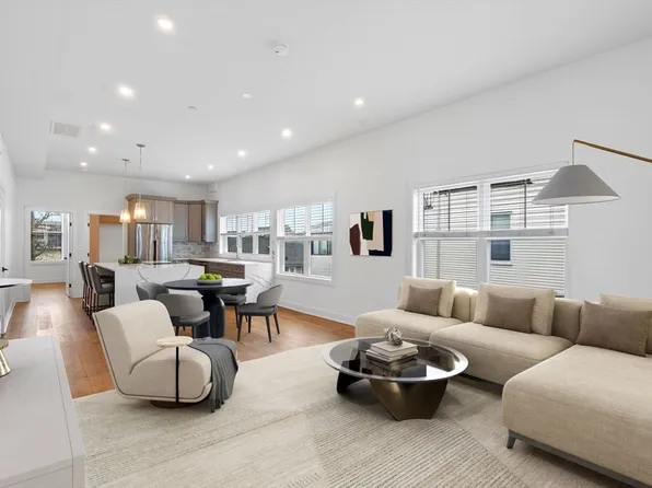 157 Princeton St #2, Boston, MA 02128
