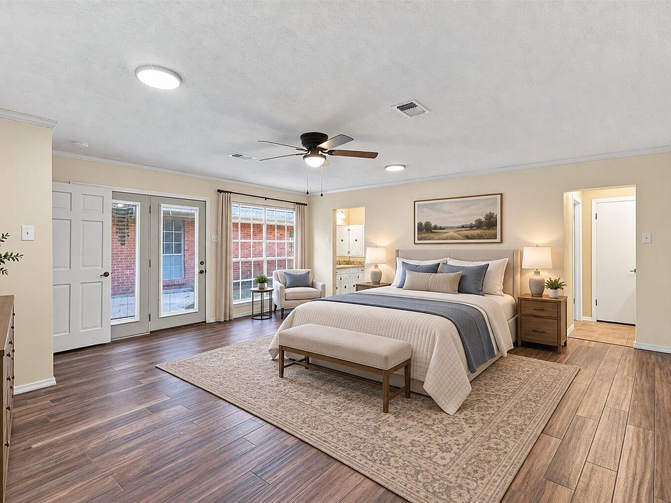 1st image of 3904 Shady Valley Dr