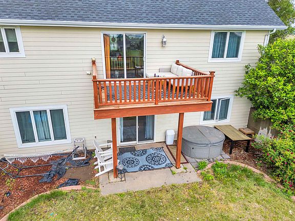 4th image of 8645 Dove Hill Ave