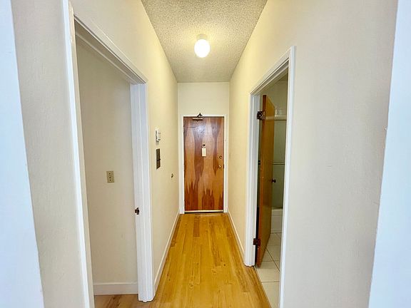3rd image of 1324 Jackson St #24