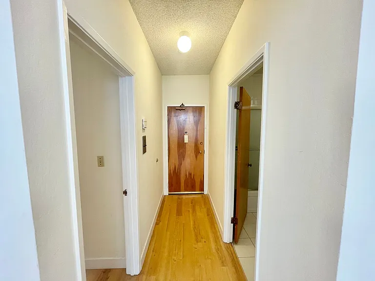 1324 Jackson St #24 — Photo 3