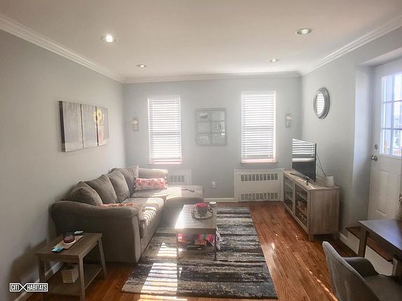4th image of 12608 Newport Ave #2