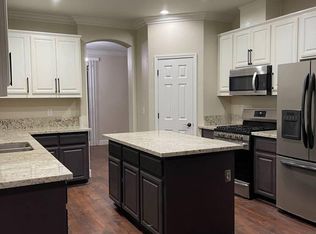 6037 Roswitha Ct, Carmichael, CA 95608