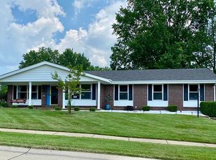 262 Glen Valley Dr, Chesterfield, MO 63017