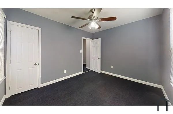 33 Mitchell Ave photo 1
