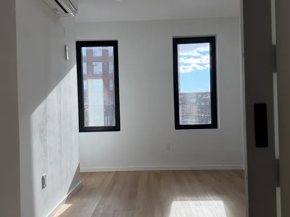 2141 Pacific Street image 1 of 25