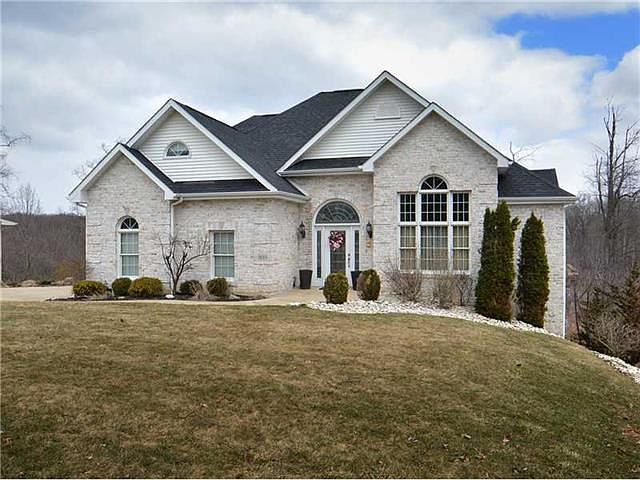 1st image of 300 Churchill Dr