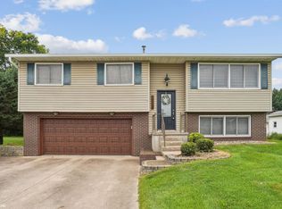 407 33rd St, Fort Madison, IA 52627